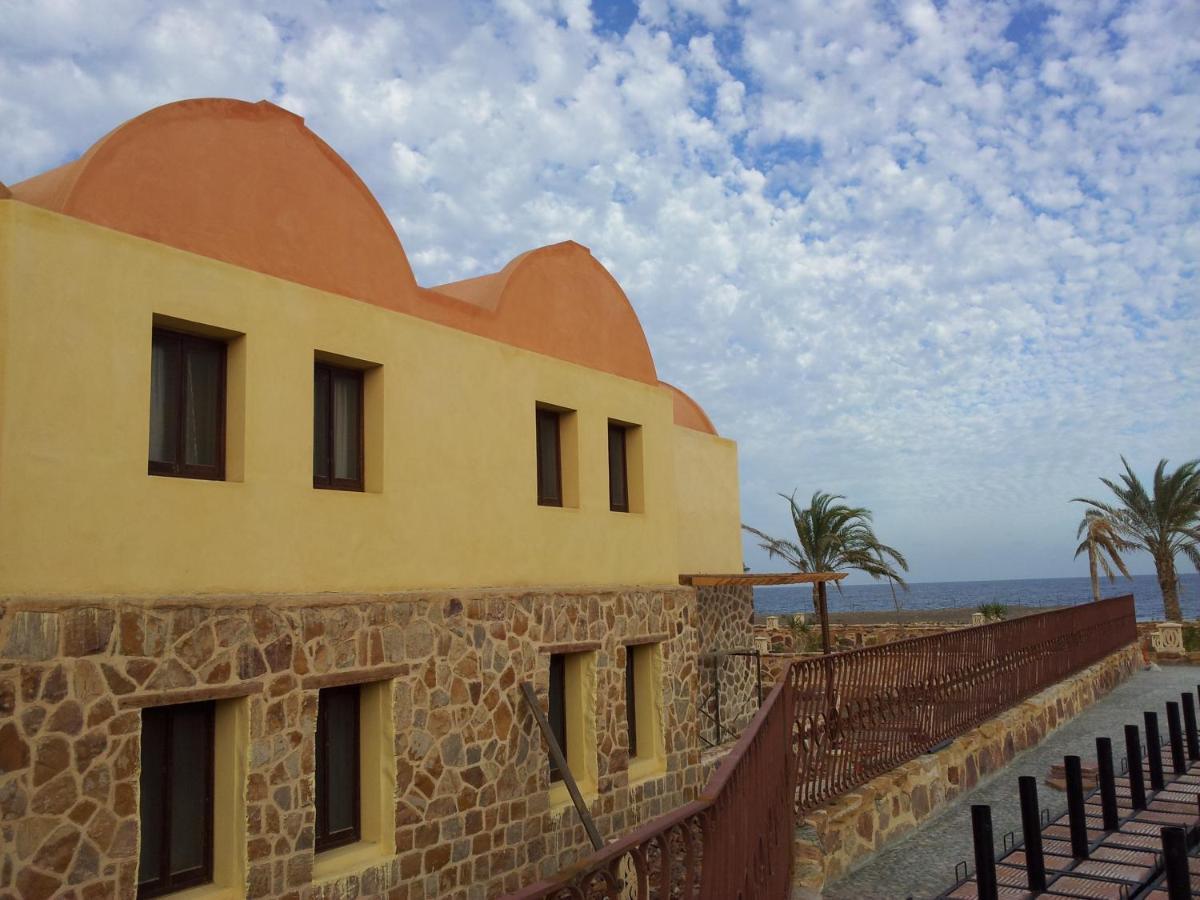 Rohanou Beach Resort El Qoseir Ngoại thất bức ảnh